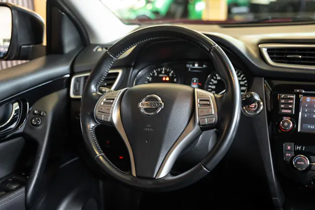 NISSAN Qashqai 1.6 DIG-T tekna