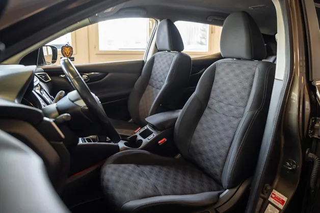 NISSAN Qashqai 1.6 DIG-T tekna