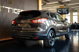 NISSAN Qashqai 1.6 DIG-T tekna