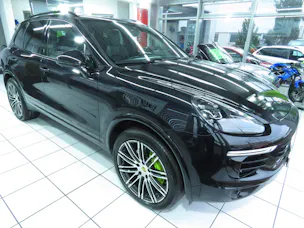 PORSCHE Cayenne S E-Hybrid Automat