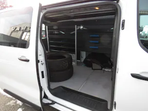 PEUGEOT Expert 2.0 BlueHDi 150 S&S Premium Standard