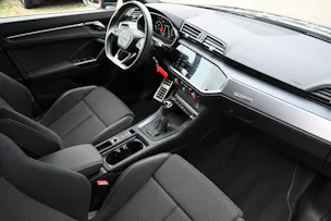 AUDI Q3 40 TFSI S line quattro S-tronic + AHK 2100kg