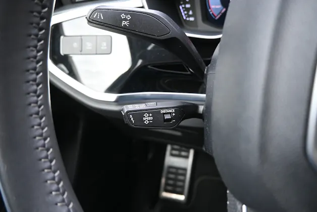 AUDI Q3 40 TFSI S line quattro S-tronic + AHK 2100kg