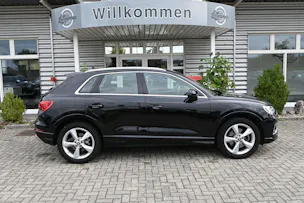 AUDI Q3 40 TFSI S line quattro S-tronic + AHK 2100kg