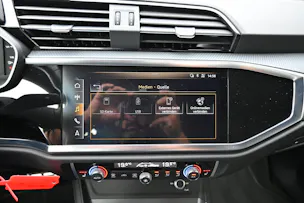 AUDI Q3 40 TFSI S line quattro S-tronic + AHK 2100kg