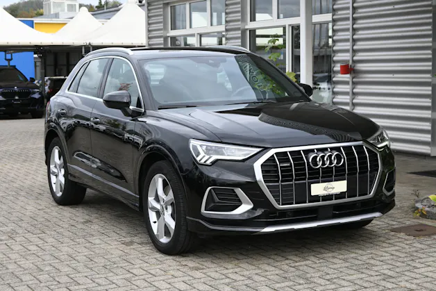 AUDI Q3 40 TFSI S line quattro S-tronic + AHK 2100kg