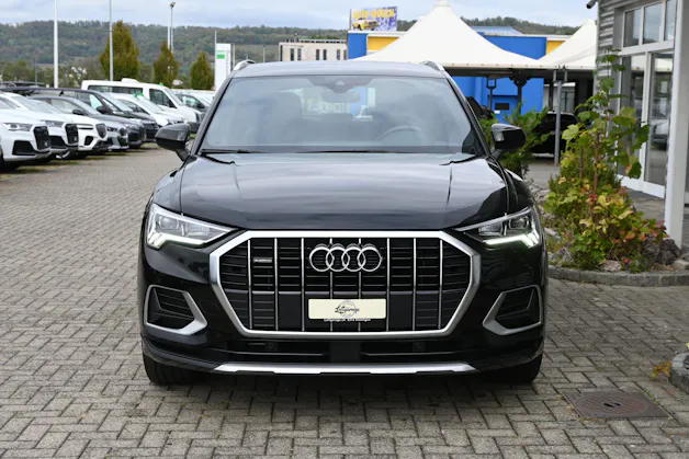 AUDI Q3 40 TFSI S line quattro S-tronic + AHK 2100kg