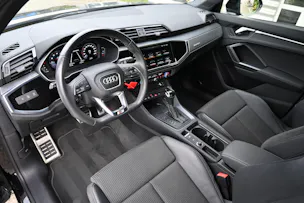 AUDI Q3 40 TFSI S line quattro S-tronic + AHK 2100kg