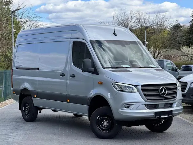 MERCEDES-BENZ Sprinter 319 CDI Standard 9G-TRONIC 4x4