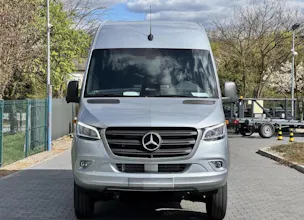 MERCEDES-BENZ Sprinter 319 CDI Standard 9G-TRONIC 4x4