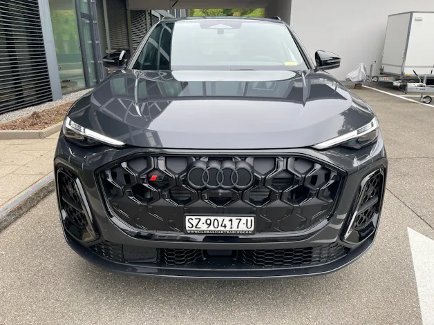 AUDI SQ5 TFSI quattro S-tronic, Modell 2027