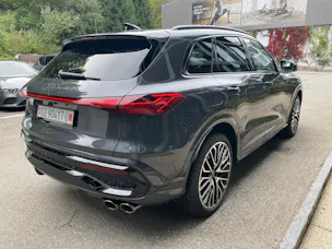 AUDI SQ5 TFSI quattro S-tronic, Modell 2027