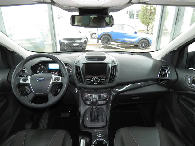 FORD Kuga 2.0 TDCi Titanium S 4WD PowerShift (Automat)