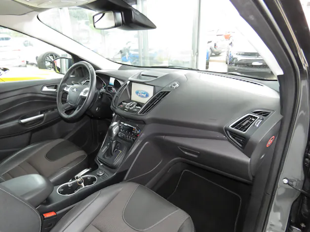 FORD Kuga 2.0 TDCi Titanium S 4WD PowerShift (Automat)