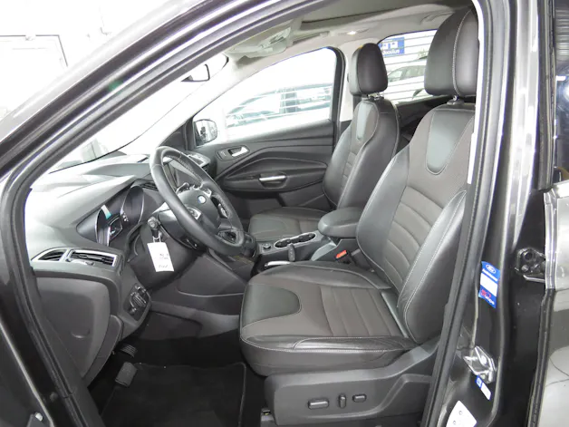 FORD Kuga 2.0 TDCi Titanium S 4WD PowerShift (Automat)
