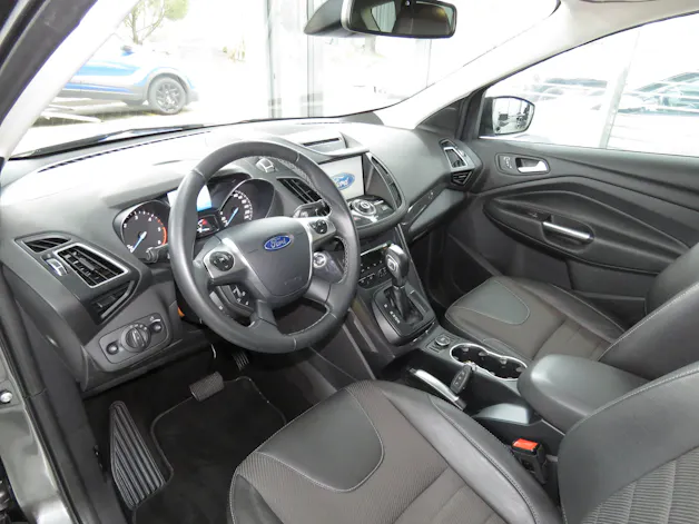 FORD Kuga 2.0 TDCi Titanium S 4WD PowerShift (Automat)