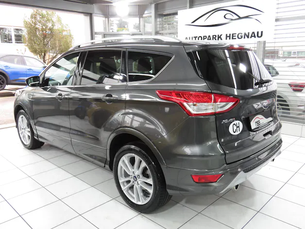 FORD Kuga 2.0 TDCi Titanium S 4WD PowerShift (Automat)