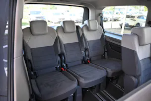 VW Multivan 2.0 TDI Style DSG Lang 7-Plätzer + AHK 2000kg