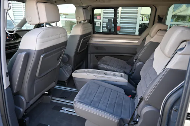 VW Multivan 2.0 TDI Style DSG Lang 7-Plätzer + AHK 2000kg