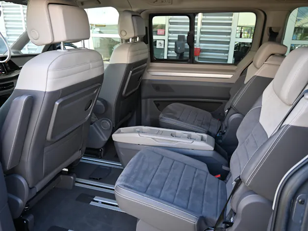 VW Multivan 2.0 TDI Style DSG Lang 7-Plätzer + AHK 2000kg