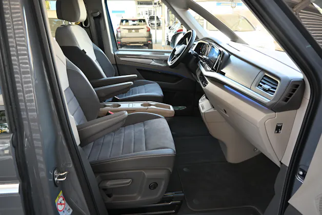 VW Multivan 2.0 TDI Style DSG Lang 7-Plätzer + AHK 2000kg