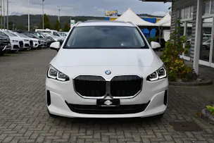 BMW 223d Active Tourer xDrive DKG (CH Auto) + AHK 1500kg