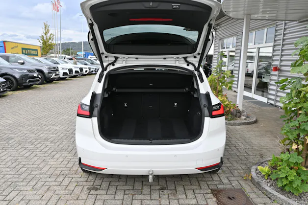 BMW 223d Active Tourer xDrive DKG (CH Auto) + AHK 1500kg