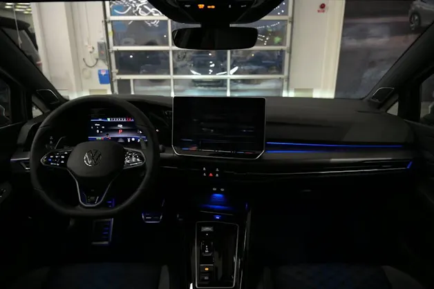 VW Golf Variant 2.0 TSI R DSG 4 Motion