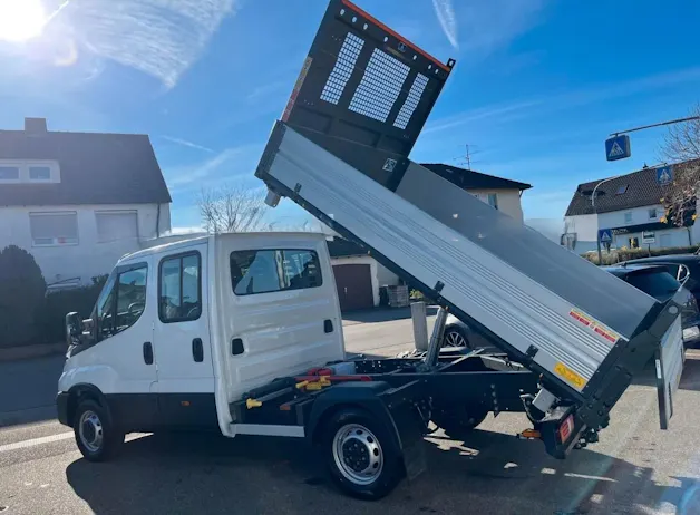 IVECO 35 S 16H D Dreiseitenkipper mit AHK