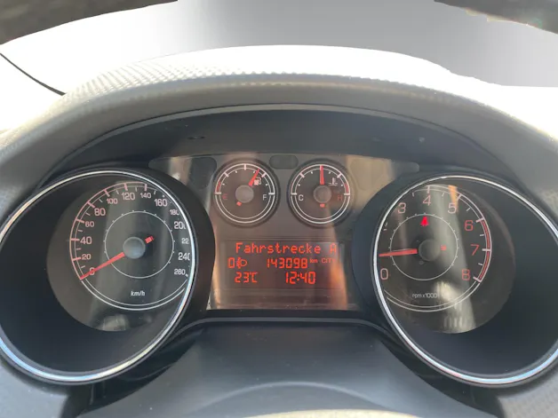 FIAT BRAVO 1.4 16V TURBO EASY – KOMPAKTER ALLROUNDER MIT KOMFORT & AUSSTATTUNG