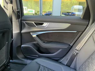 AUDI RS6 Avant 4.0 TFSI V8 quattro