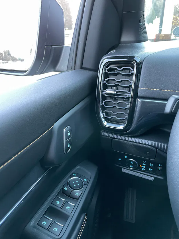 FORD Ranger Wildtrak 2.0 Eco Blue e-4WD Automat mit Schneepflug
