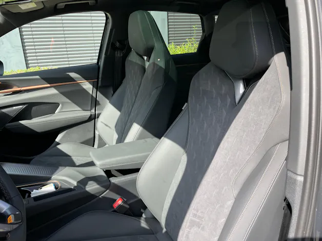 CUPRA Terramar 2.0 TSI DSG 4Drive VZ, AHK, Standheizung, Panoramadach usw
