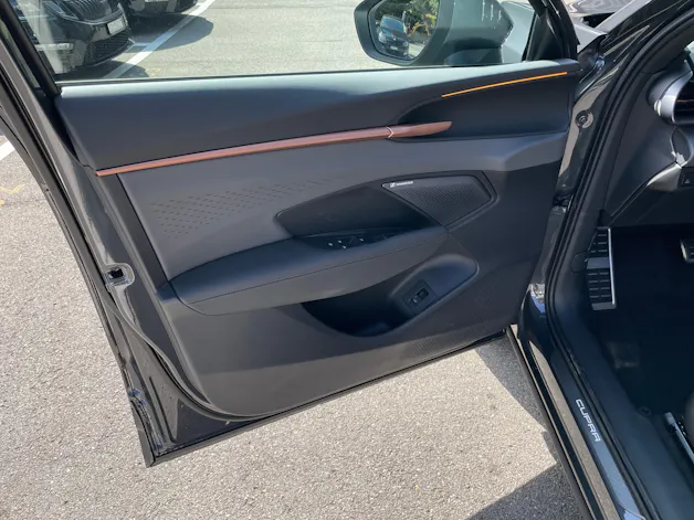 CUPRA Terramar 2.0 TSI DSG 4Drive VZ, AHK, Standheizung, Panoramadach usw