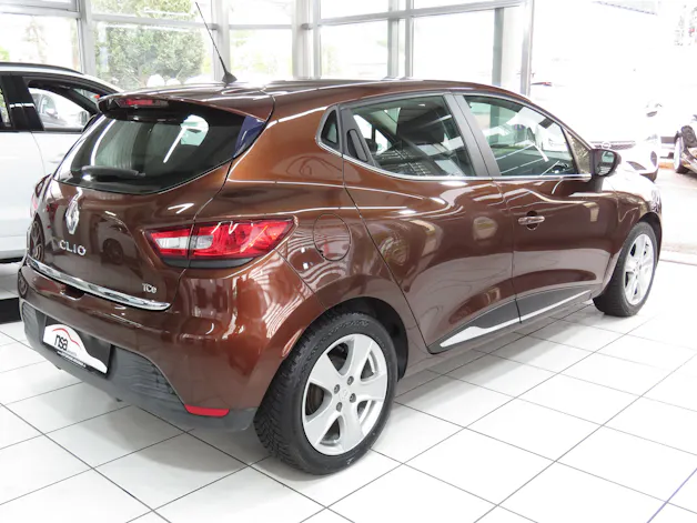 RENAULT Clio 0.9 12V Expression