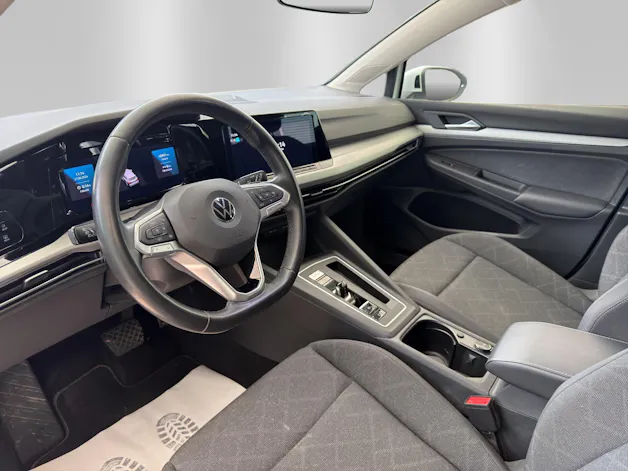VW Golf Variant 2.0 TDI Life DSG