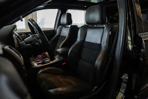 JEEP Grand Cherokee 6.4 V8 HEMI SRT8 Automatic