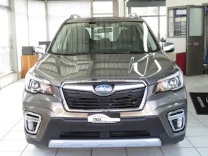 Subaru Forester 2.0i e-Boxer Luxury Lineartronic (Automat, Hybrid)