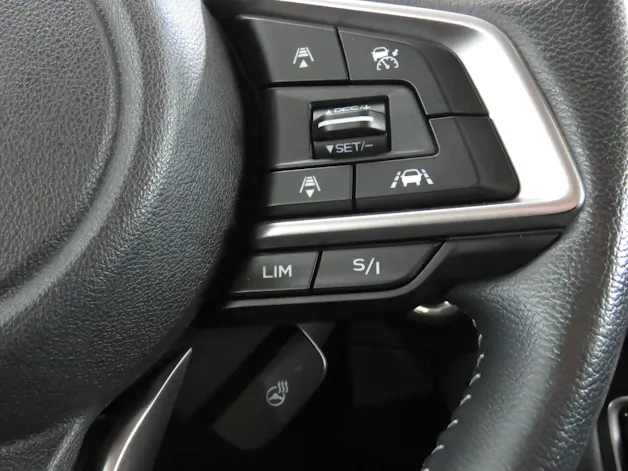 Subaru Forester 2.0i e-Boxer Luxury Lineartronic (Automat, Hybrid)