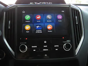 Subaru Forester 2.0i e-Boxer Luxury Lineartronic (Automat, Hybrid)