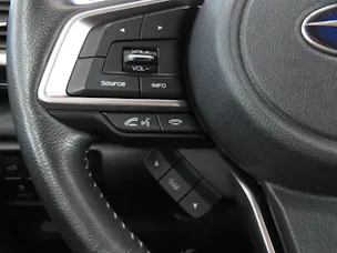 Subaru Forester 2.0i e-Boxer Luxury Lineartronic (Automat, Hybrid)
