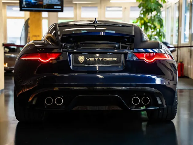 Jaguar F-Type Coupé R 5.0 V8 S/C