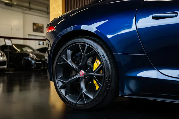 Jaguar F-Type Coupé R 5.0 V8 S/C