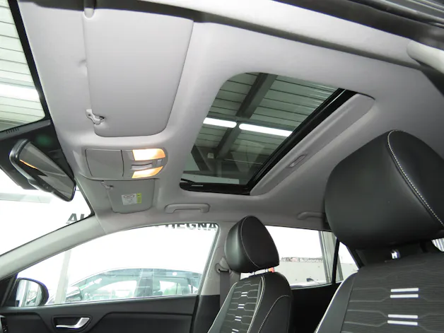 Kia Stonic 1.0 T-GDI MHEV GT-Line DCT (Automat)