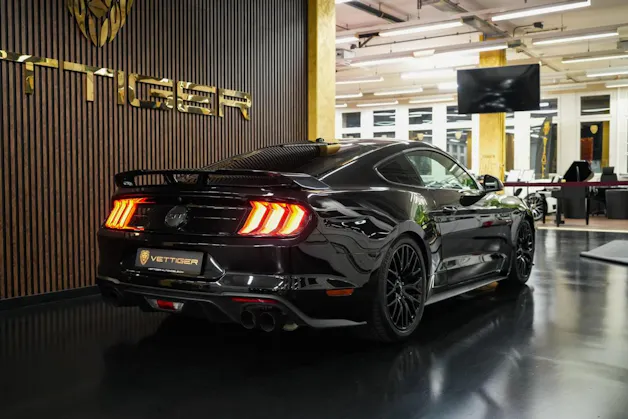 FORD Mustang Fastback 5.0 V8 GT