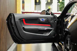 FORD Mustang Fastback 5.0 V8 GT