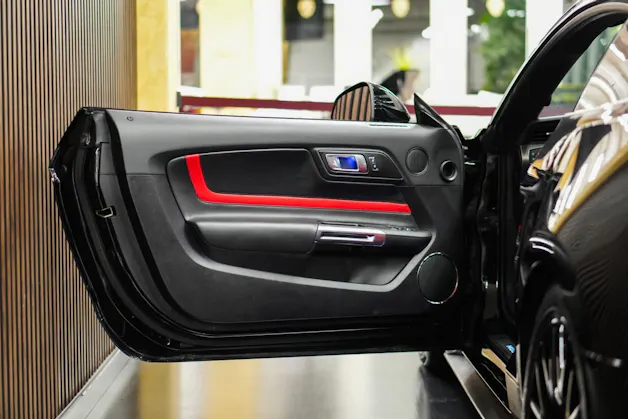 FORD Mustang Fastback 5.0 V8 GT