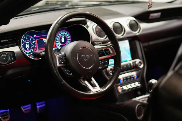 FORD Mustang Fastback 5.0 V8 GT