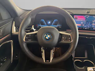 BMW iX2 xDrive30