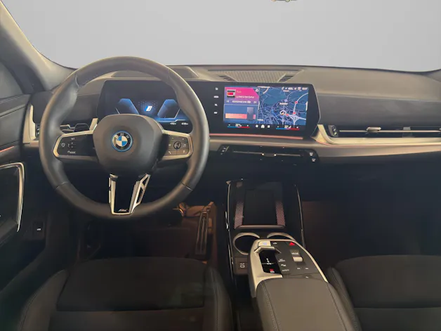 BMW iX2 xDrive30
